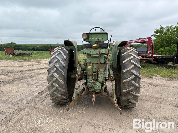 john-deere-720-image-4
