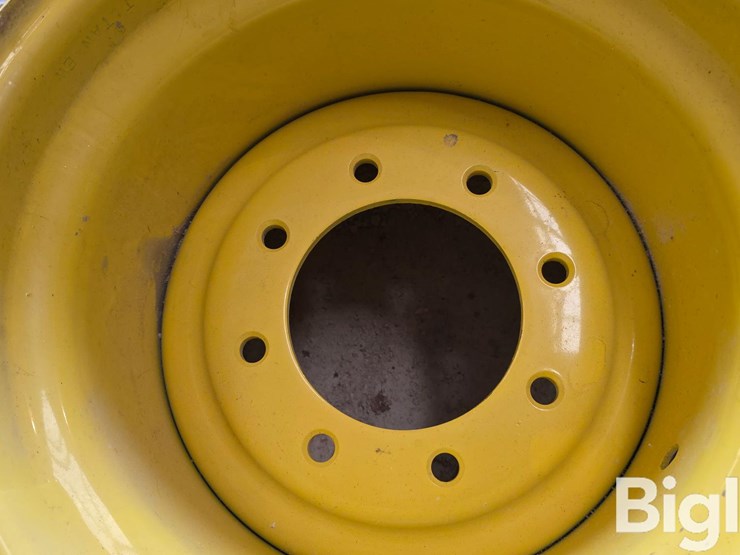 john-deere-16-image-14
