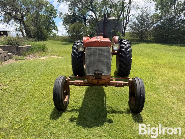 1961-allis-chalmers-d17-image-2