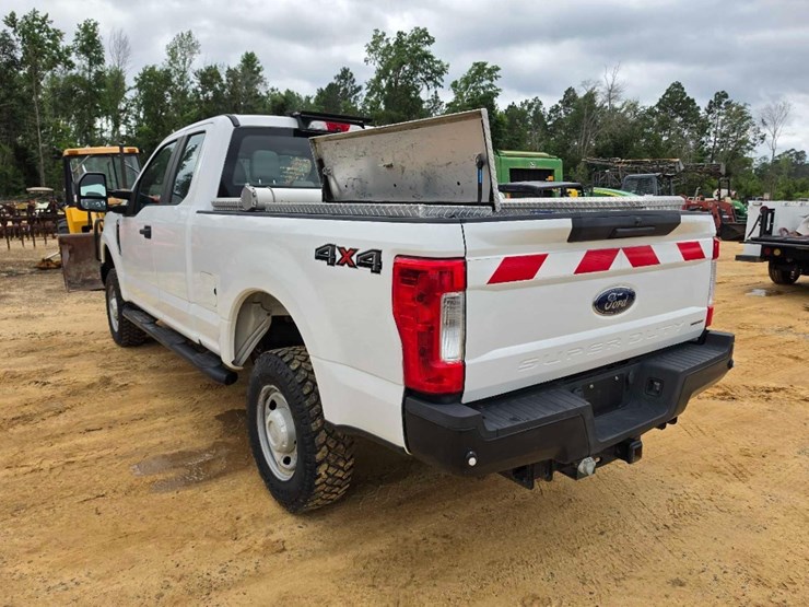 2019-ford-f250-image-2
