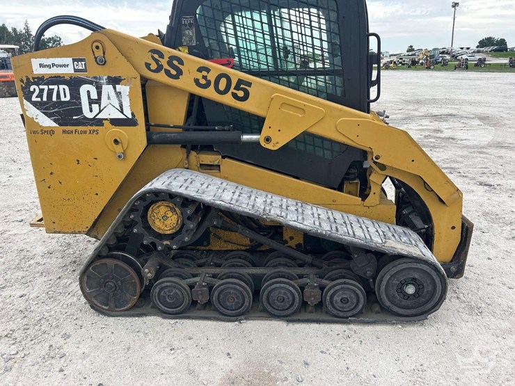 2013-caterpillar-277d-image-15