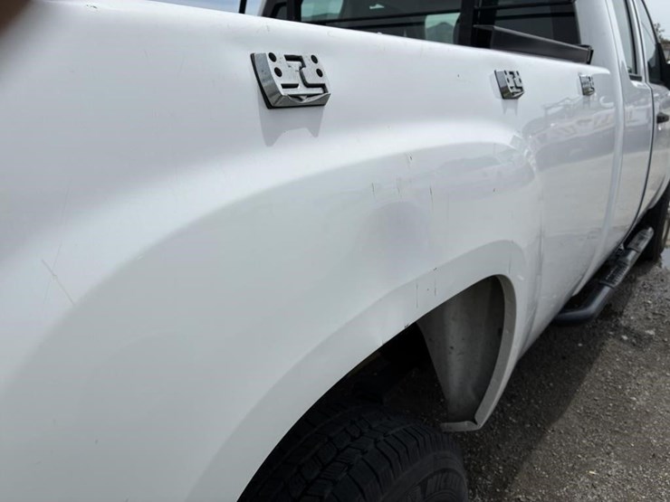 2012-gmc-2500hd-image-7