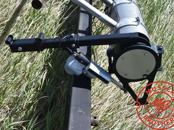 2012-case-ih-3020-image-44