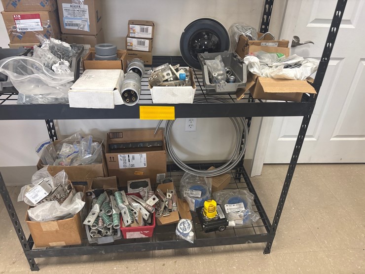 #4008-•-electrical-supplies---contents-of-two-shelving-units-image-4