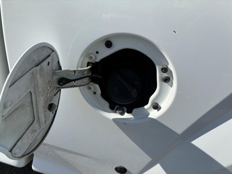 2011-chevrolet-colorado-image-6