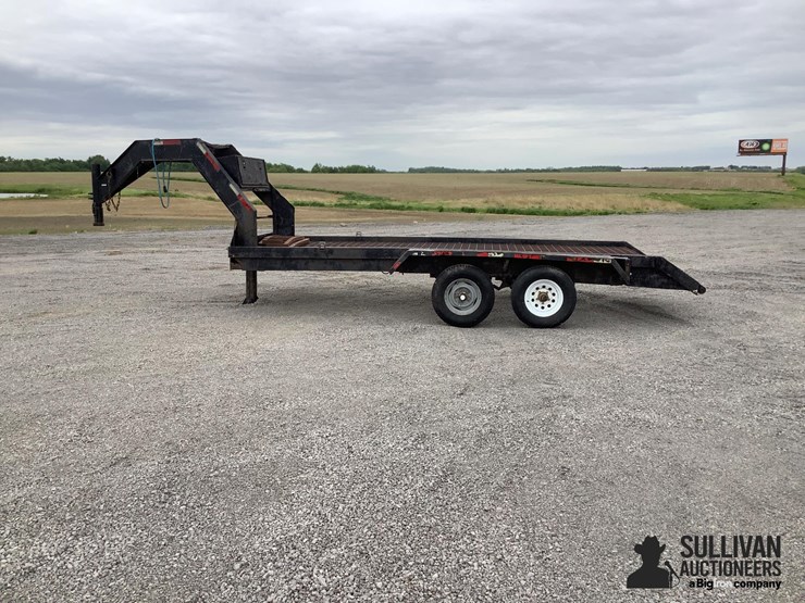 2013-utility-flatbed-image-8