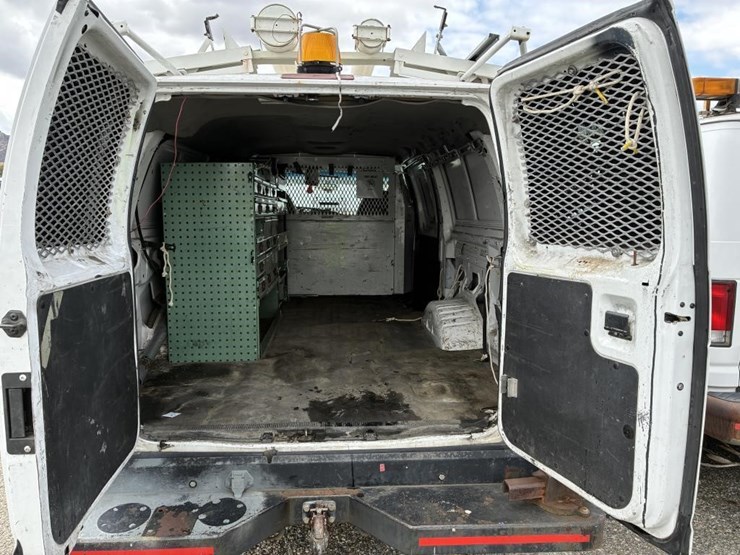 2002-ford-e350-sd-image-12