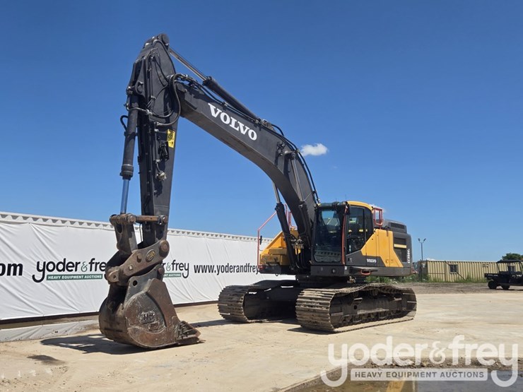 2022-volvo-ec350el-image-1