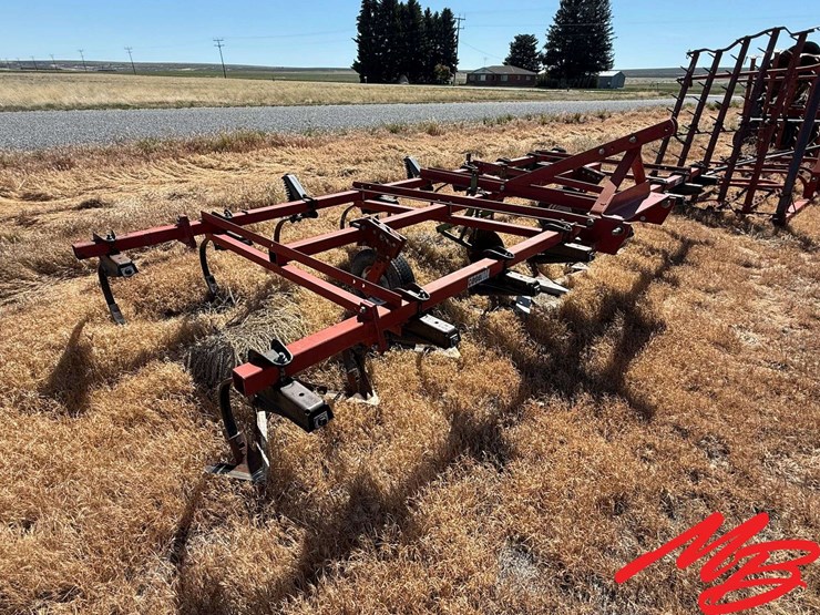 case-ih-4500-image-3