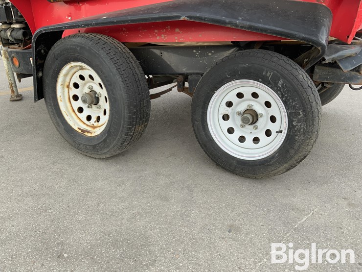 2020-massey-ferguson-730-image-15