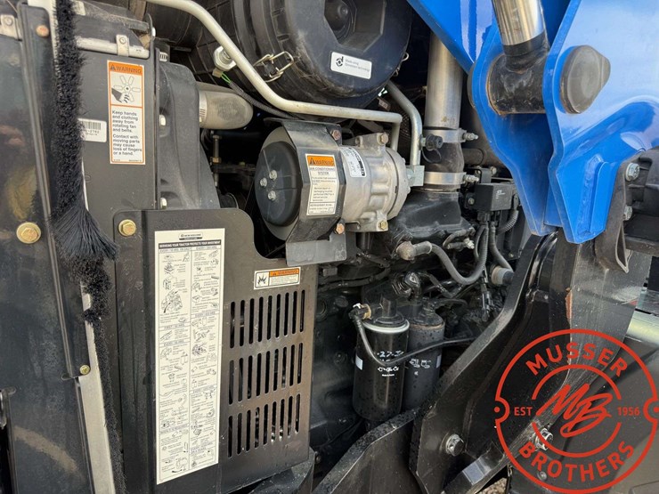 2017-new-holland-ts6.140-image-16