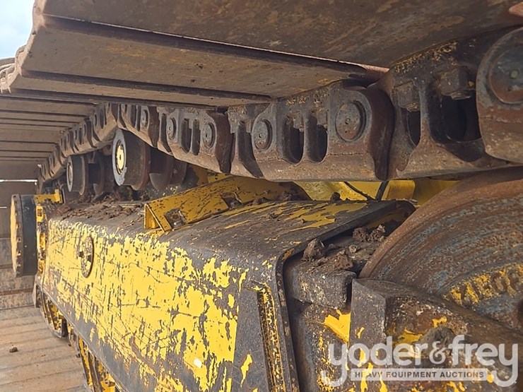 2023-komatsu-d71pxi-24-image-15