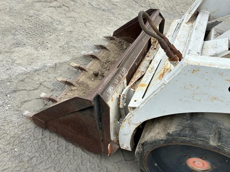 bobcat-530-image-9