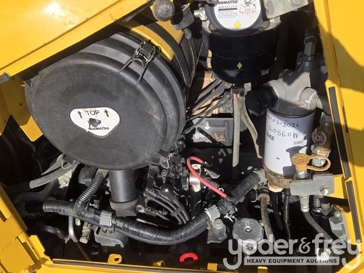 2022-komatsu-d61px-24-image-28