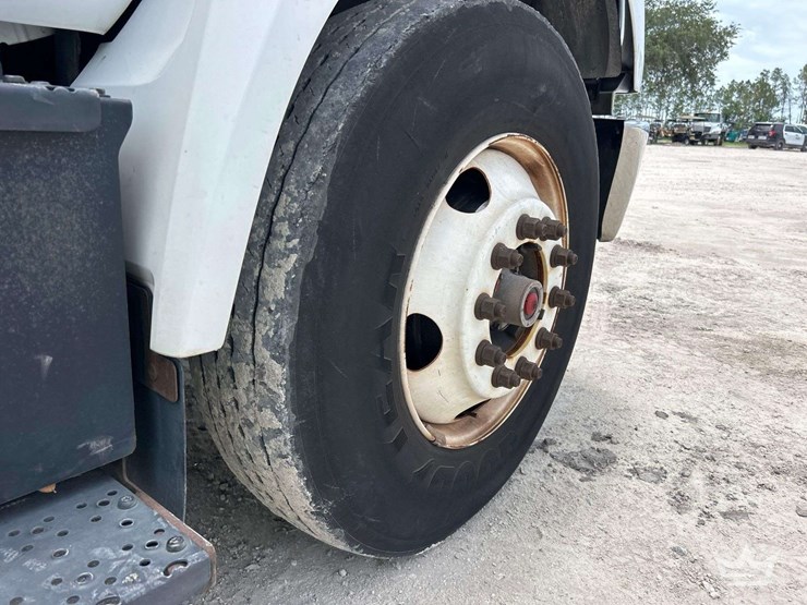2019-ford-f750-image-56