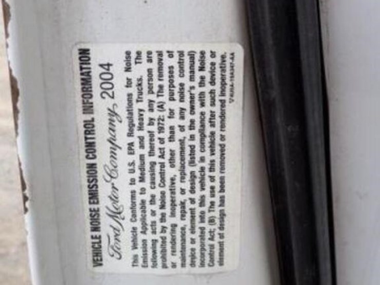 2004-ford-e450-image-10