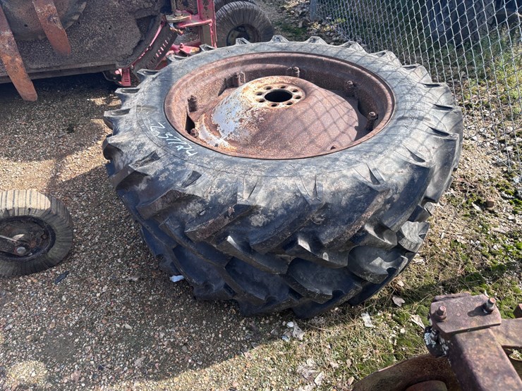 #1025-•-(2)-12.4-32-tractor-tires-image-2