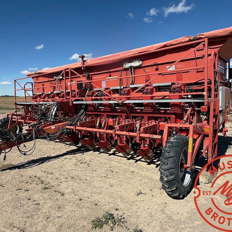 Spudnik 8210 10-Row Specialty Planter