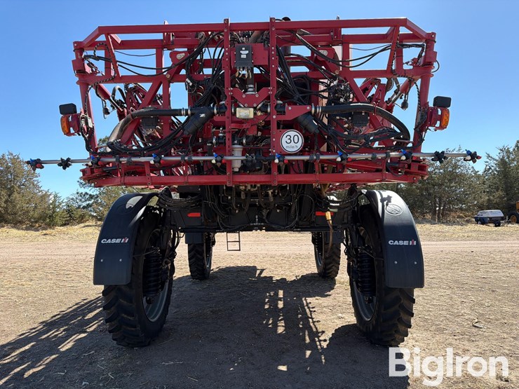 2017-case-ih-patriot-4440-image-6