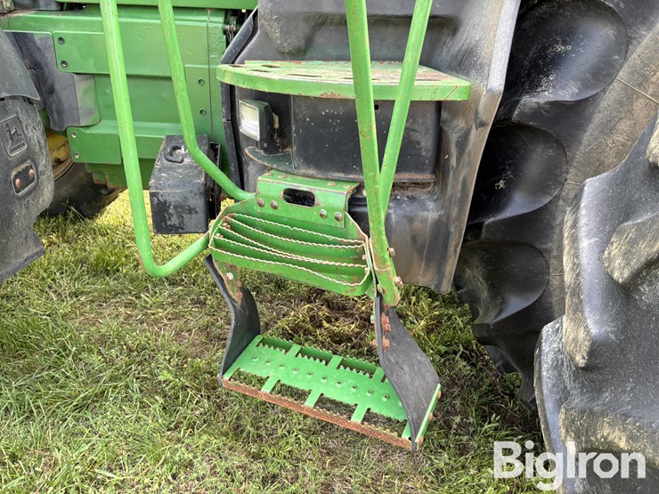 1997-john-deere-8300-image-16