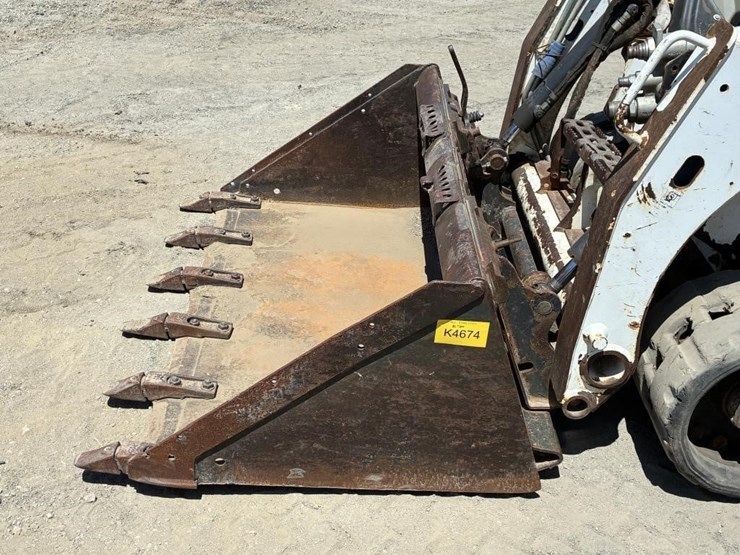 2022-bobcat-t450-image-5