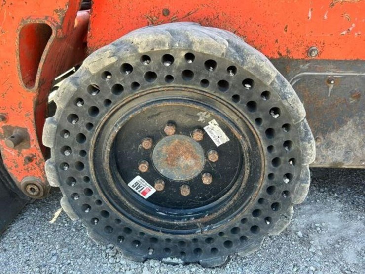 2018-kubota-ssv65-image-59