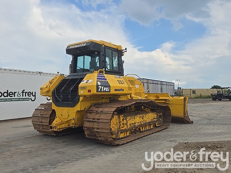 2023-komatsu-d71pxi-24-image-5