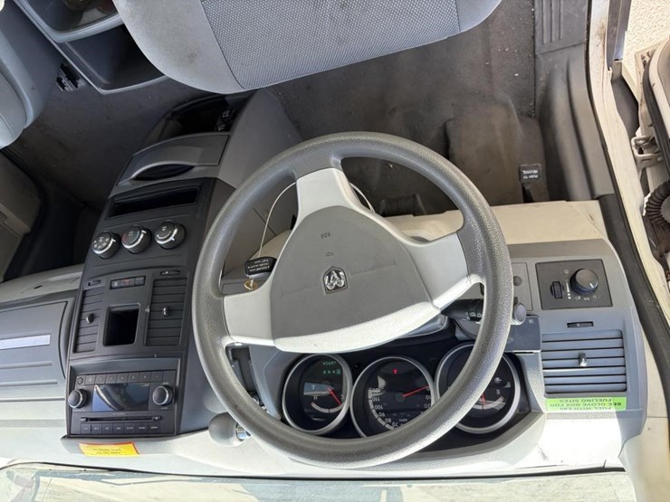 2009-dodge-grand-caravan-se-image-15