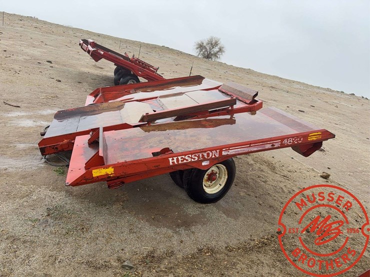 hesston-4820-image-2