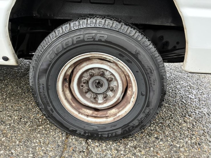 2012-utility-van-image-5
