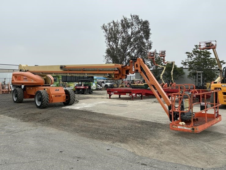 2008-jlg-1350sjp-image-2