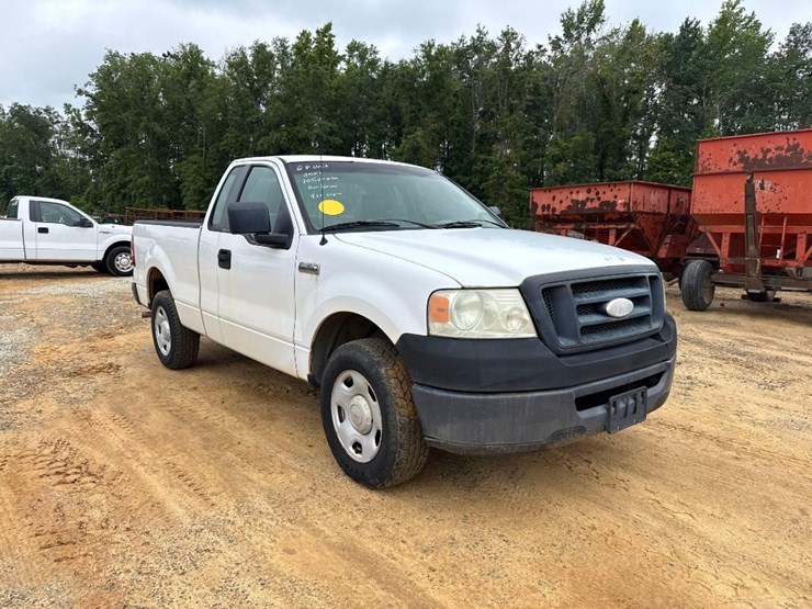 2007-ford-f150-xl-image-1