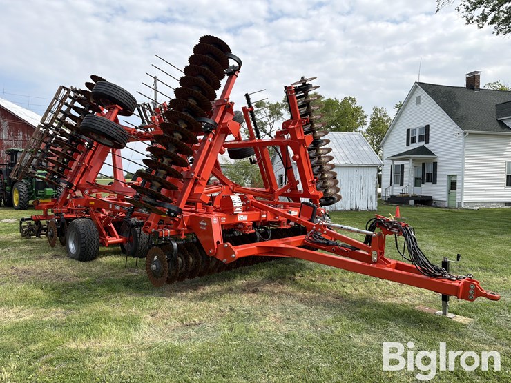 2020-kuhn-krause-8010-30-image-3