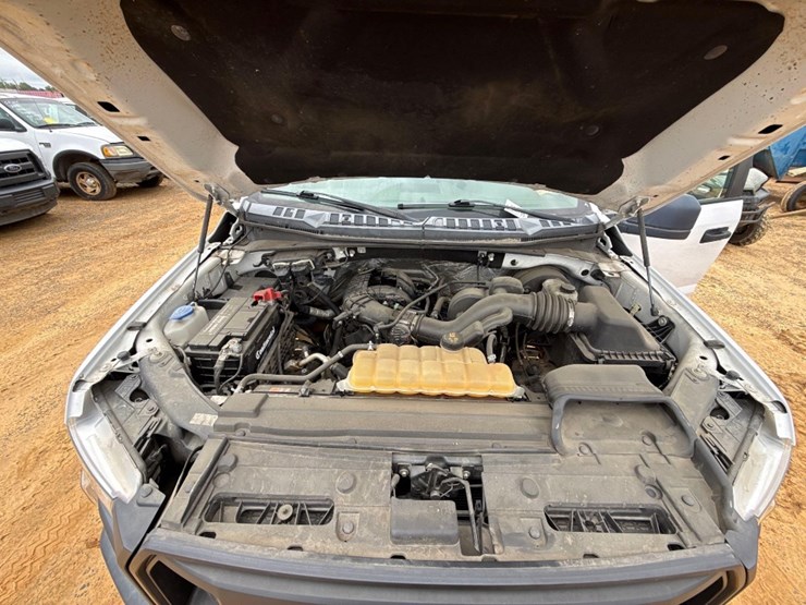 2017-ford-f150-xl-image-14