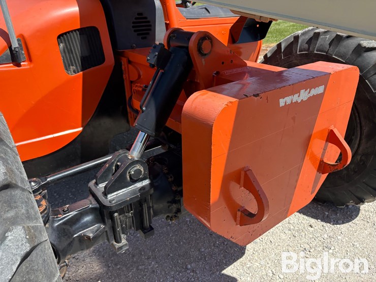 2005-jlg-g9-43a-image-20