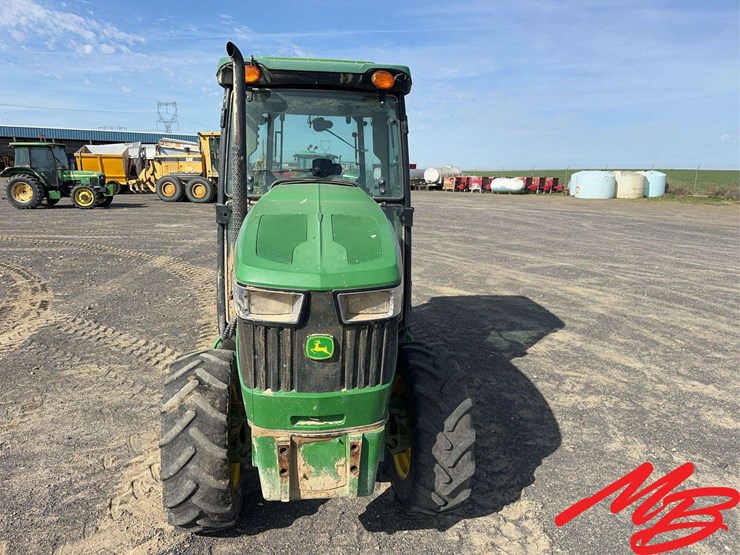 2017-john-deere-5090gn-image-8