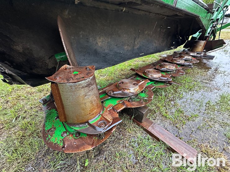 john-deere-285-image-15
