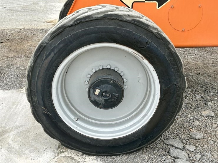 2008-jlg-1350sjp-image-21