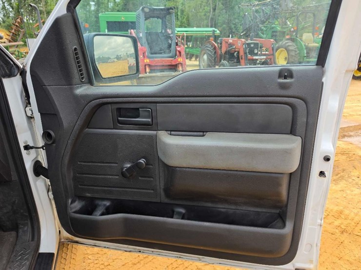 2012-ford-f150-image-9