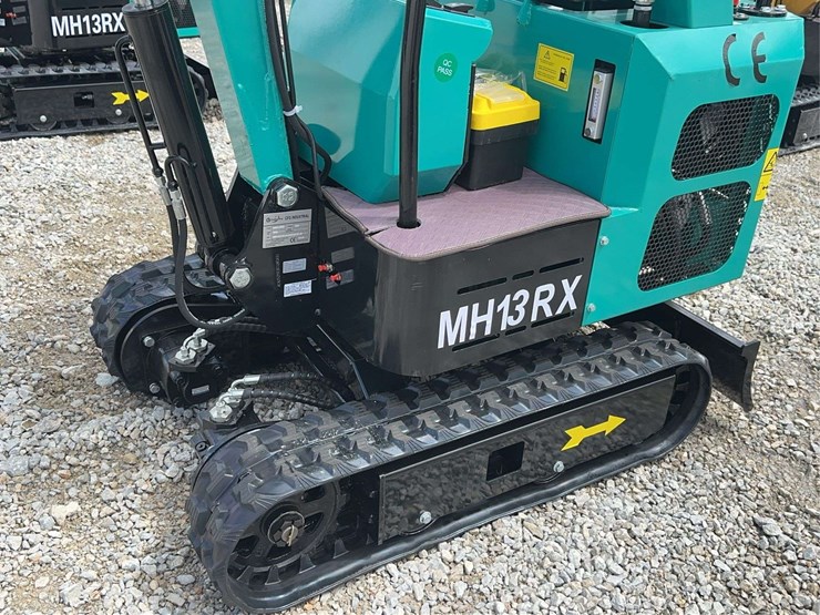 gindustry-cfg-industrial-mh13rx-mini-excavator-image-4