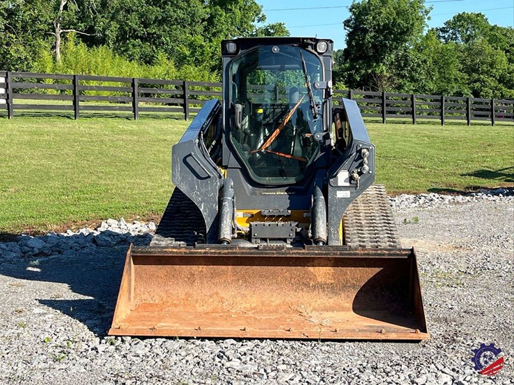 2020-deere-331g-image-15