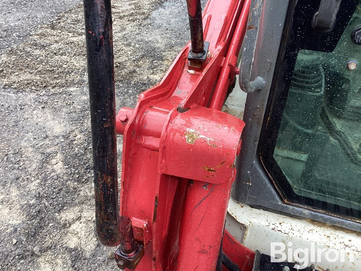 2018-takeuchi-tl6r-image-11