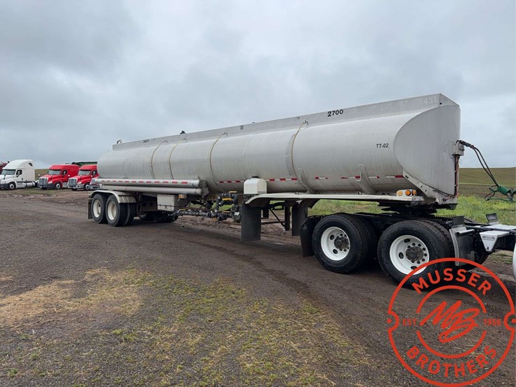 1979-fruehauf-trailer-image-1