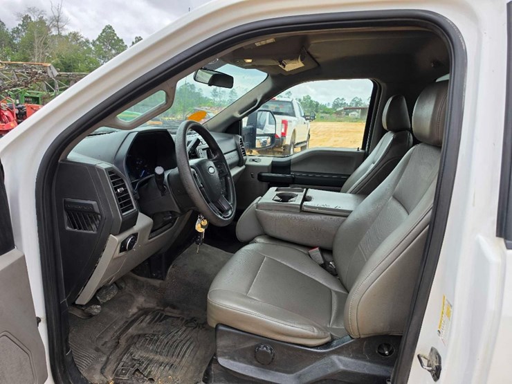 2019-ford-f250-image-10