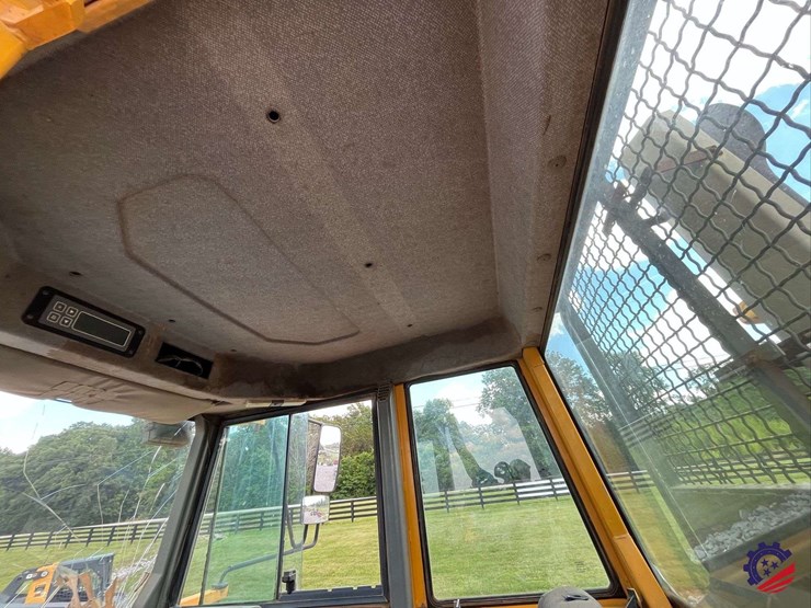 1997-volvo-a35c-image-52