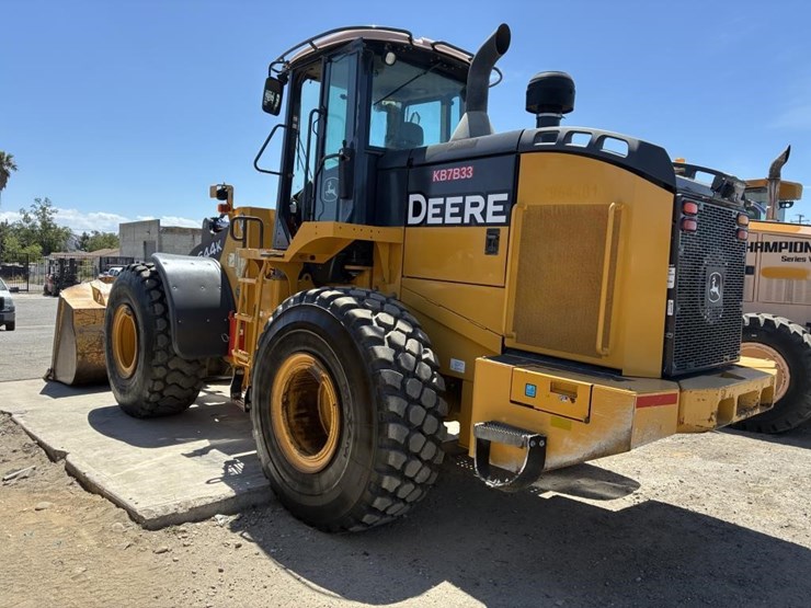 2018-deere-644k-image-4