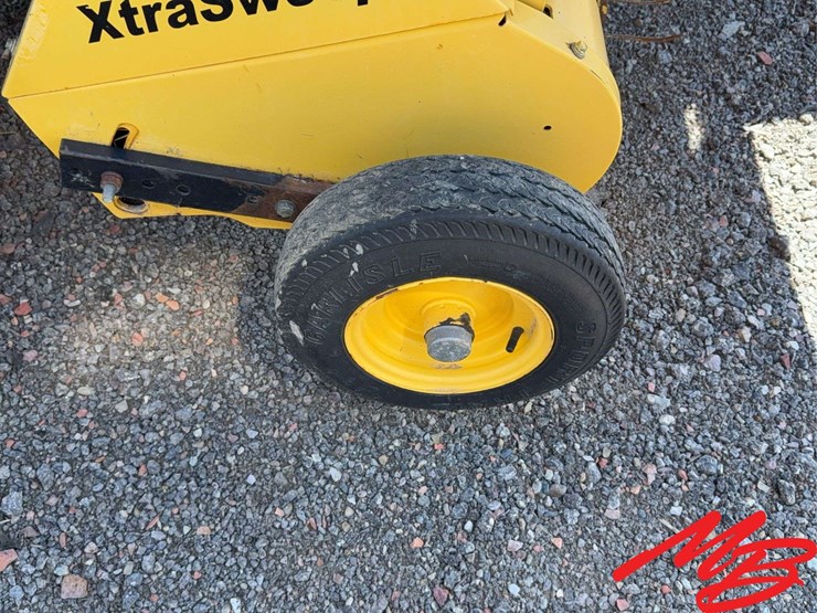 new-holland-br7090-image-28