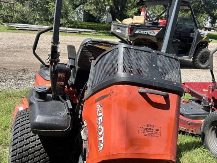 kubota-zg327-image-4