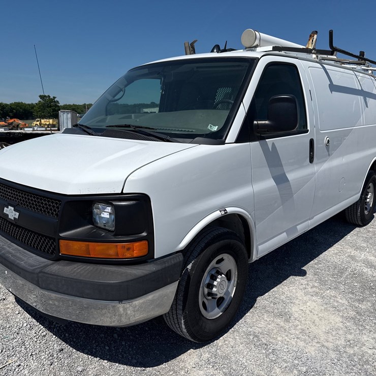 2014 CARGO EXPRESS