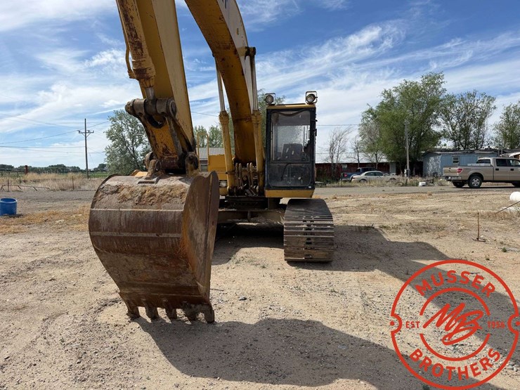 caterpillar-el200b-image-36